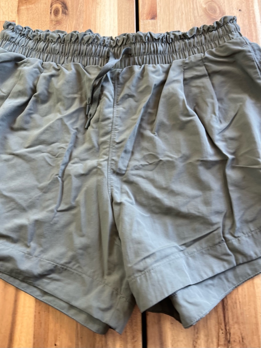 All in Motion Women’s Olive Green Athletic Running Shorts Size Medium - Picture 2 of 5